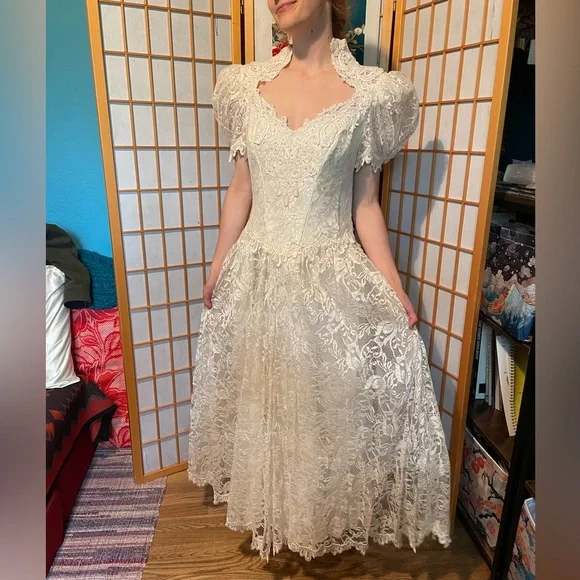 American Vintage | Dresses | Vintage 98s Cream Lace Tee Length Wedding Gown  | Poshmark